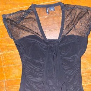 Stunning women’s Black Top dressy sparkles Gathered neckline sz Small